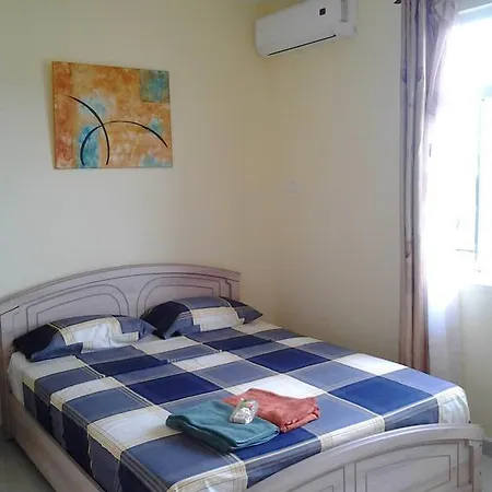 Twins Apartments Flic en Flac Room photo